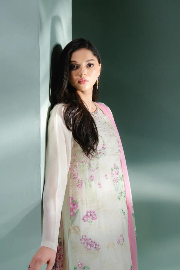 Alora Long - Image 2