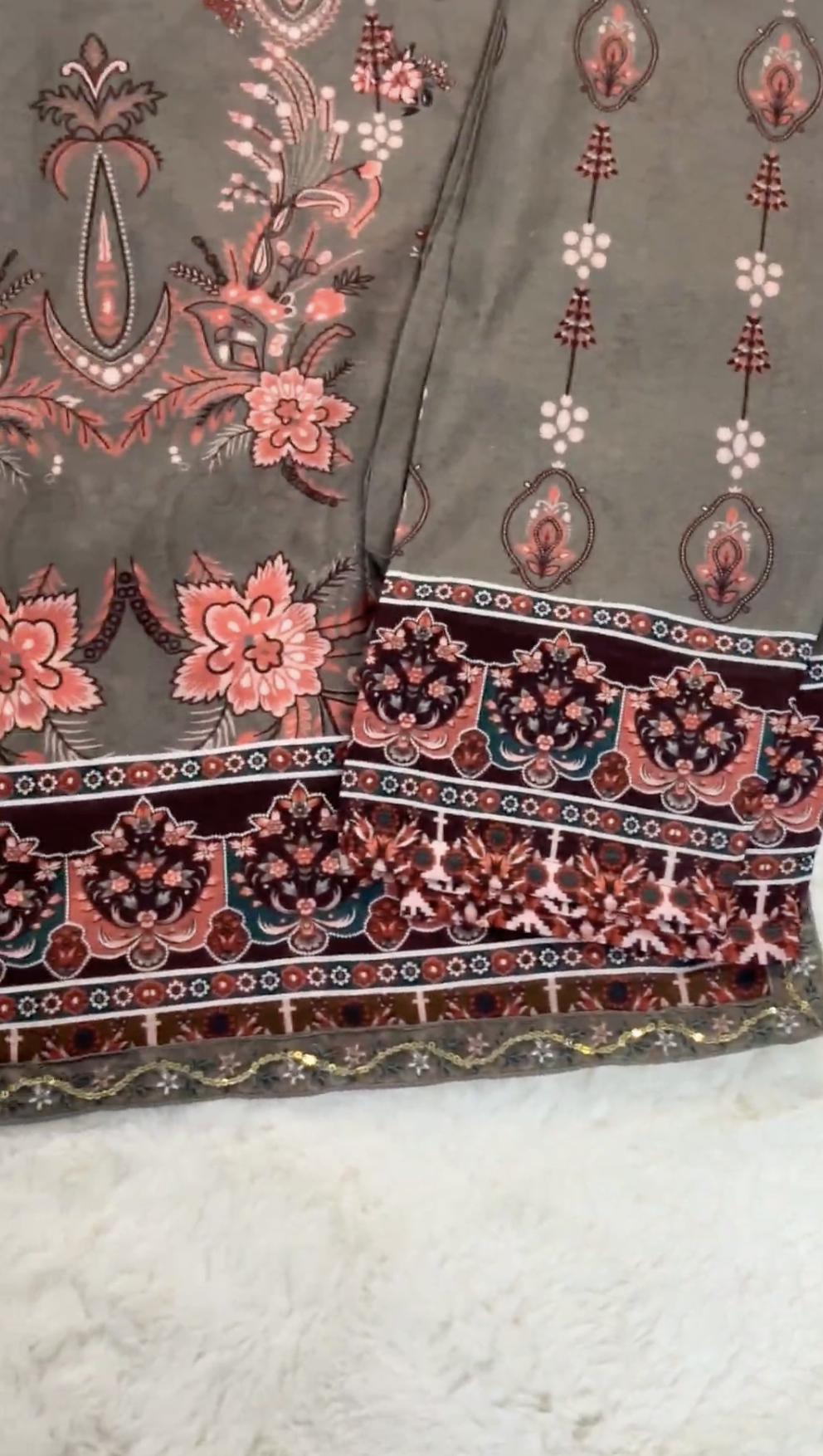 Mehrunisa Charcoal Blossom Lawn 3 Piece Suit - Image 4
